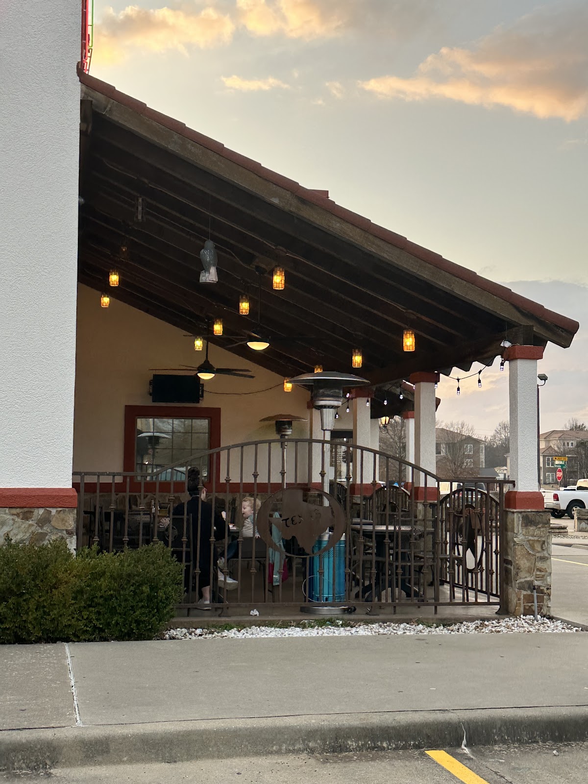 Amigo Juan — restaurante mexicano en Marshall