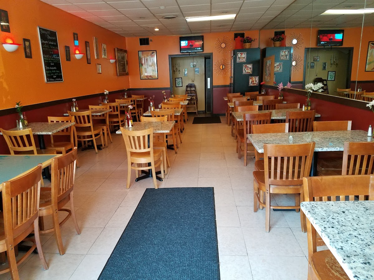 El Cuscatleco — restaurante mexicano en Upper Darby