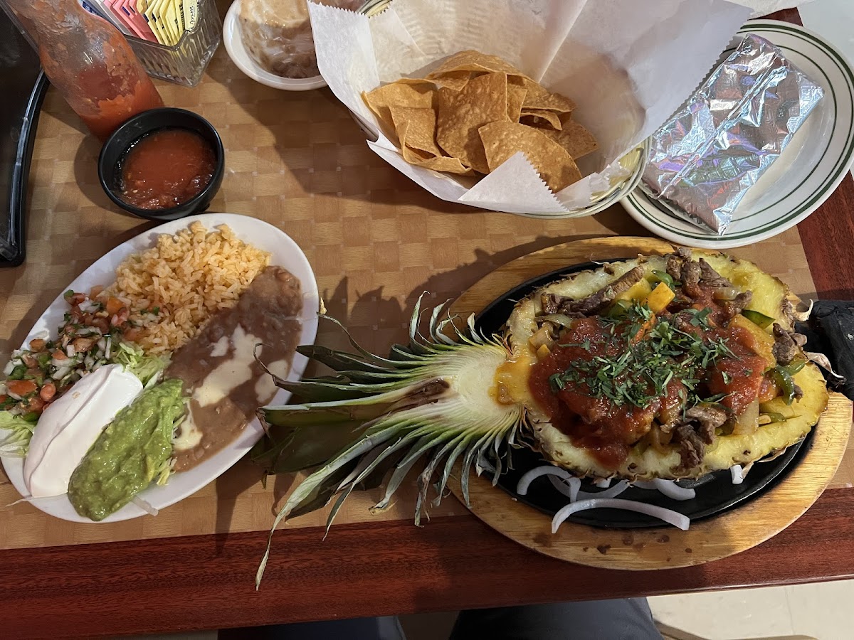 El Paisaje Mexican Bar And Grill