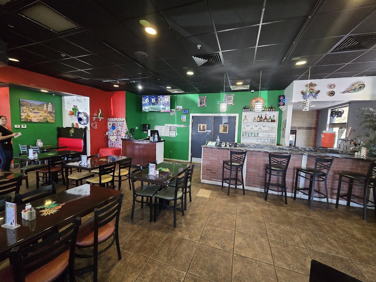 El Poblano Mexican Restaurant — restaurante mexicano en Hollister