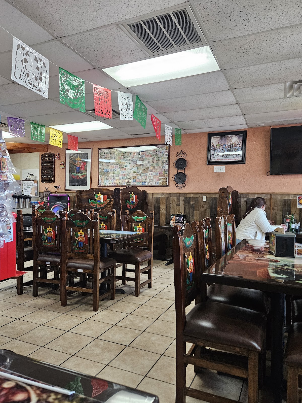 Gios Taqueria