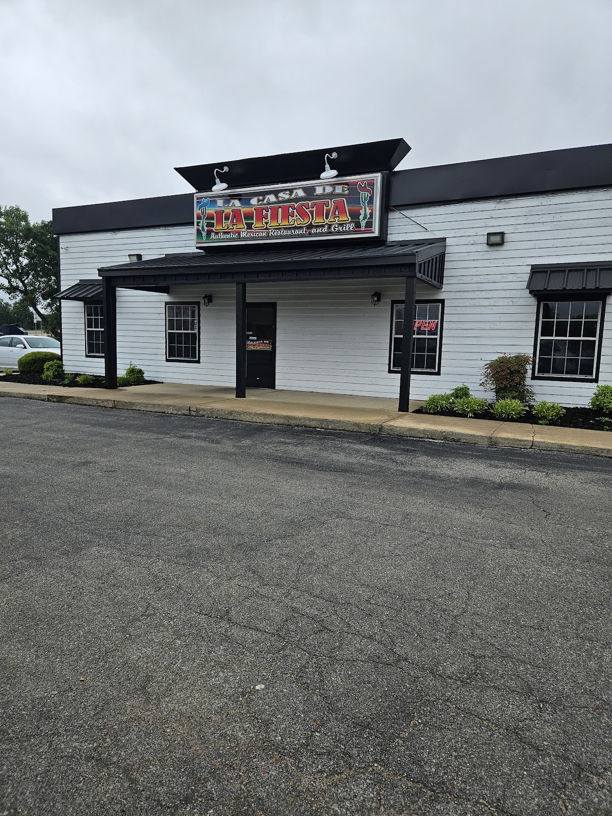 La Casa De La Fiesta Mexican Restaurant