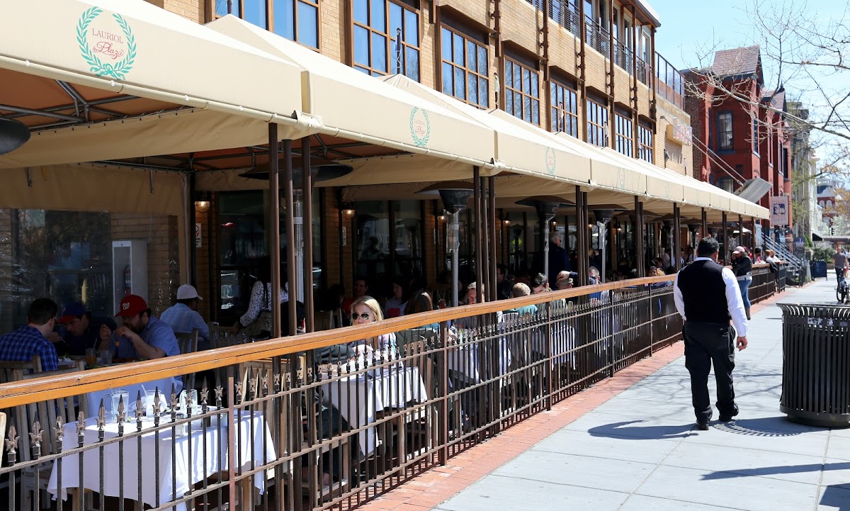 Lauriol Plaza — restaurante mexicano en Washington