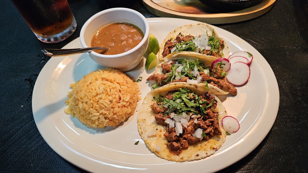 Lola’s Mexican Restaurant