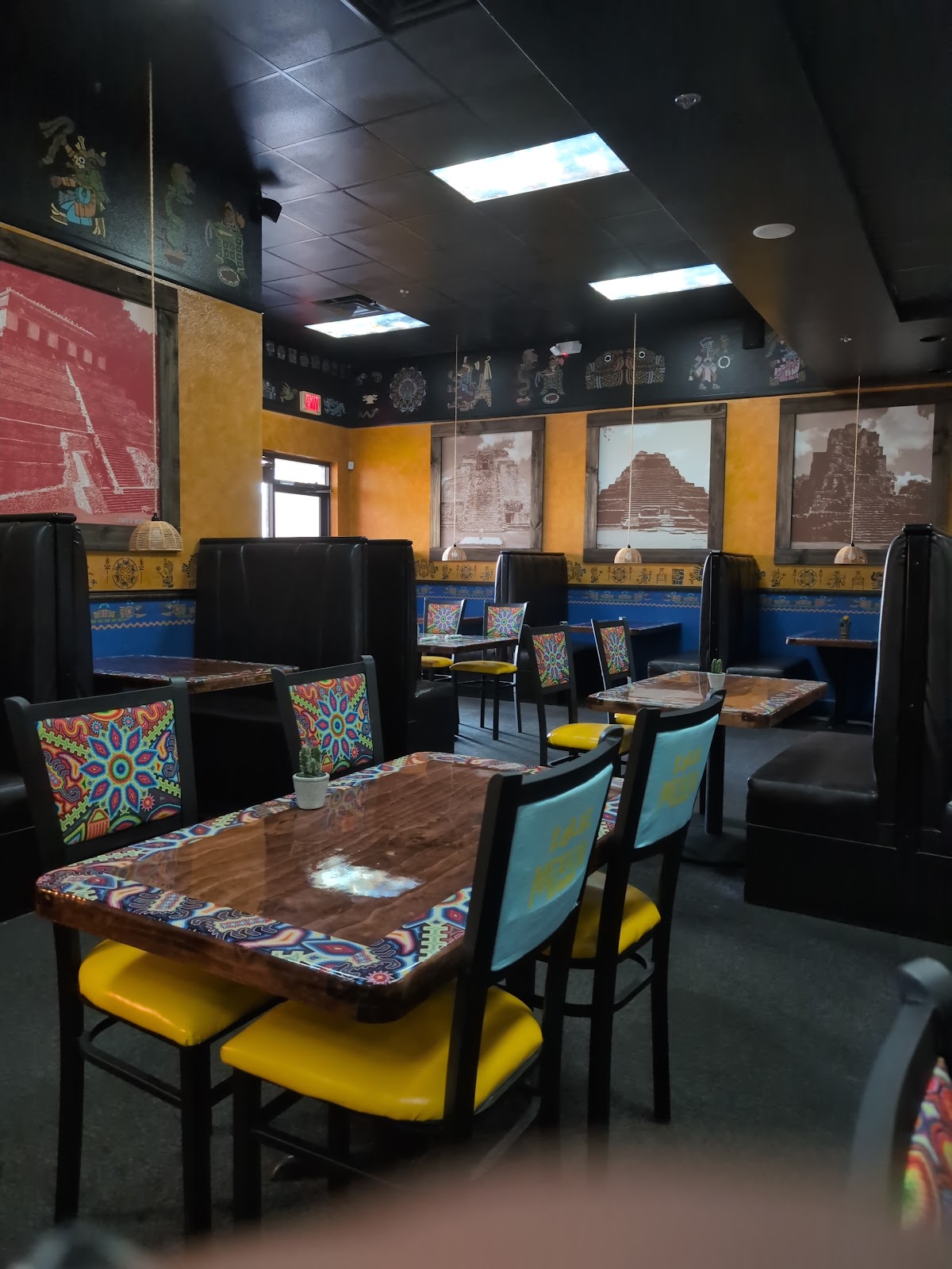 Lola’s Mexican Restaurant