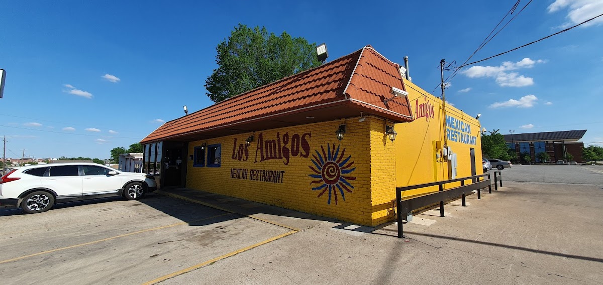 Los Amigos