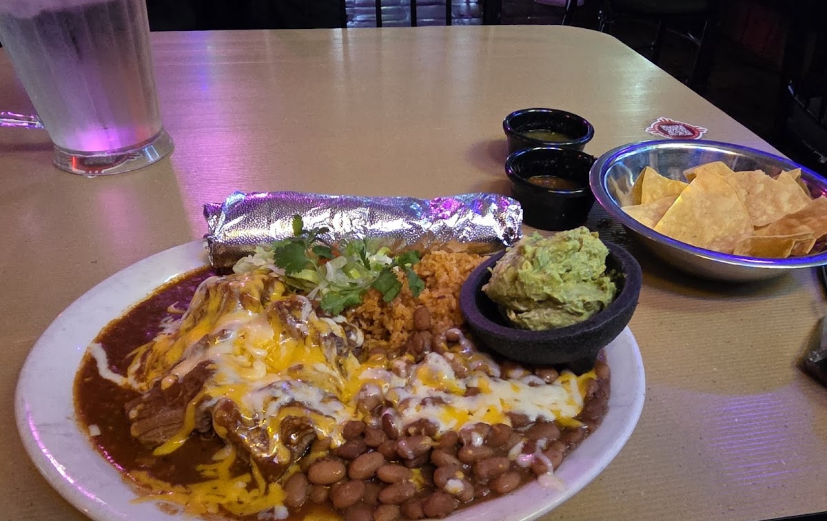 Los Dos Molinos