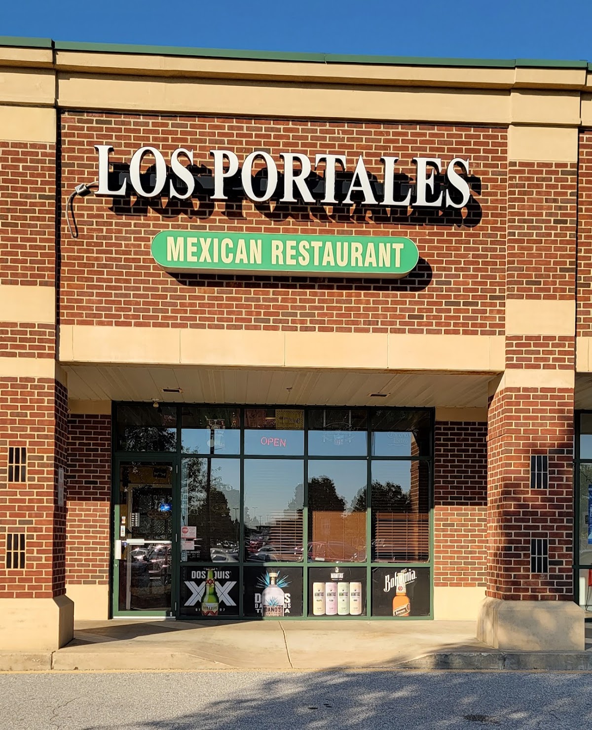 Los Portales — restaurante mexicano en Middletown