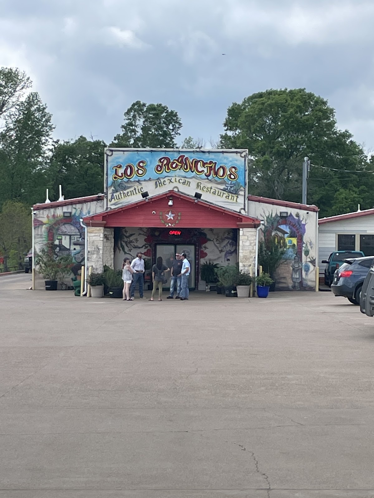 Los Ranchos — restaurante mexicano en Crockett