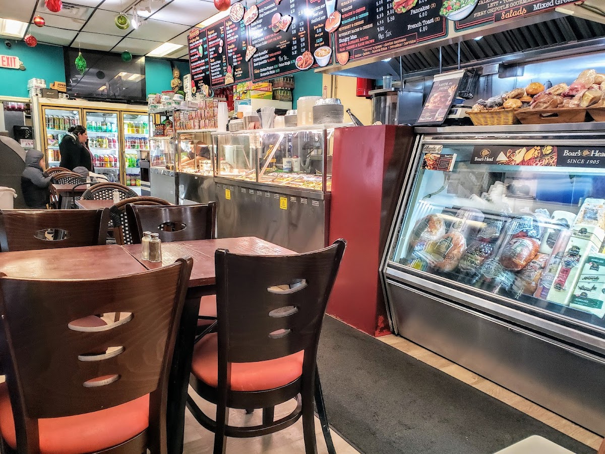 M&M Deli Cafe