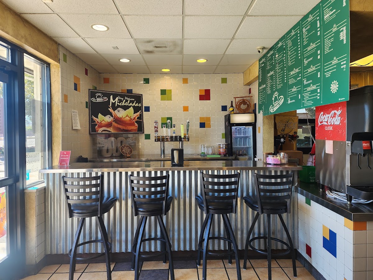 Oscar's Very Mexican Food.