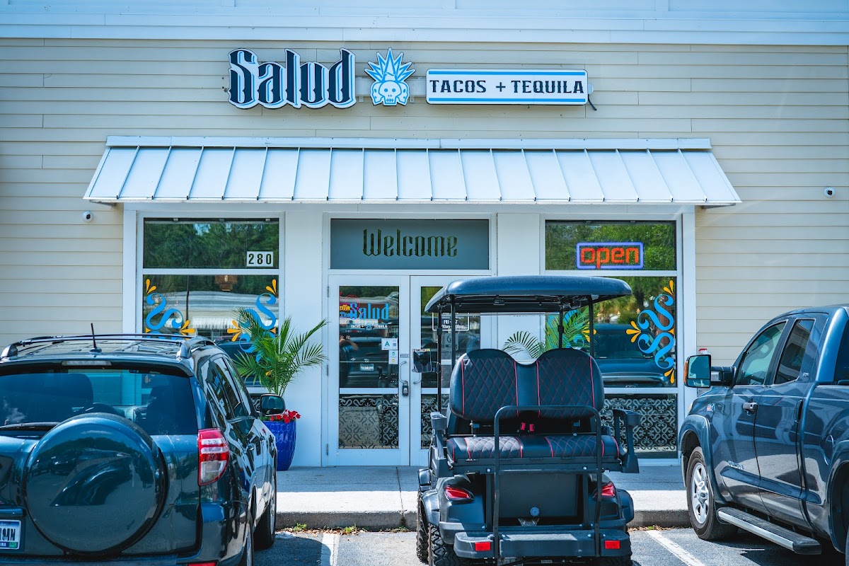 Salud Tacos + Tequila — restaurante mexicano en Hanahan