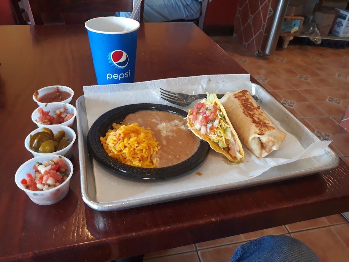 Taco Rico Tex-Mex Café