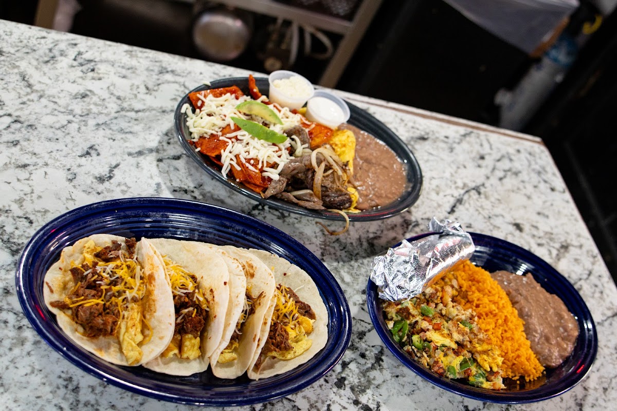 Tacos Reyes