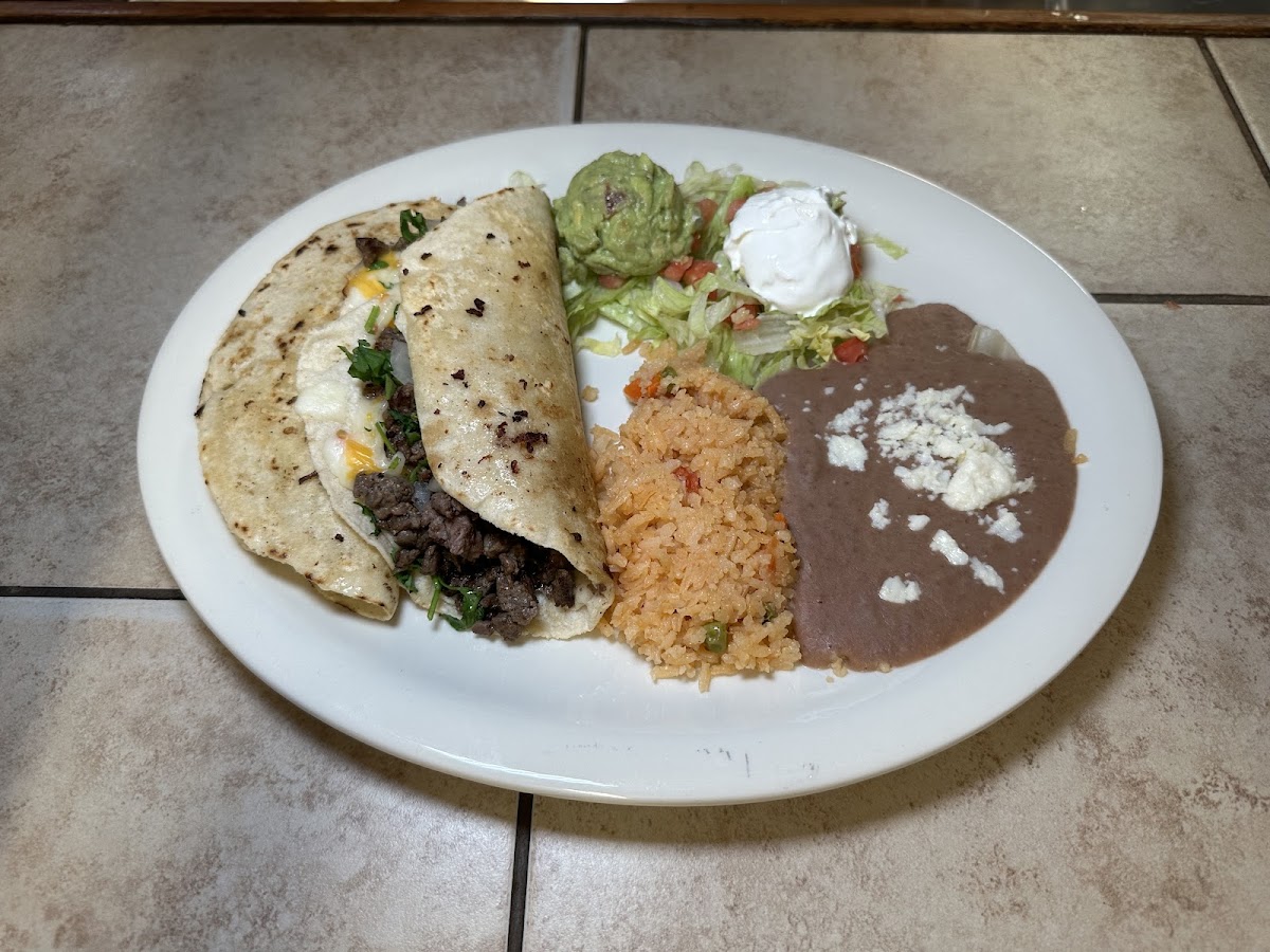 Taqueria El Rios Y Mariscos